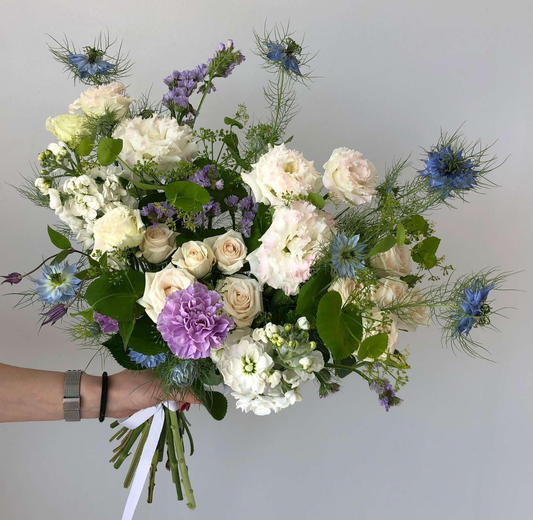 Blumenstrauß „Morgentau“